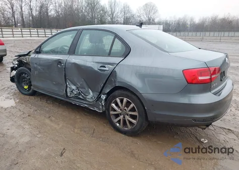 2015 Volkswagen Jetta 1.8T Se z USA, uszkodzony, nr VIN 3VWD17AJ7FM325259